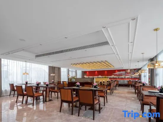 Wenzhou Binhai Park Maison New Century Hotel