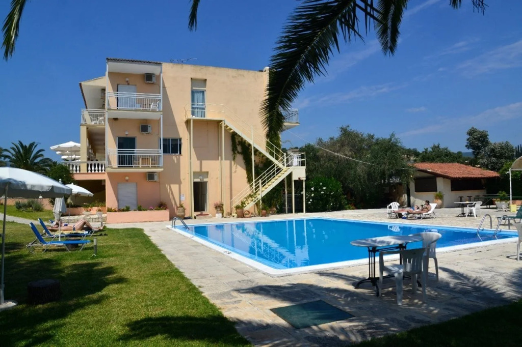 Primavera Hotel