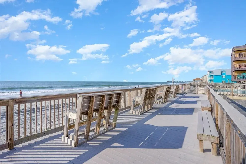 Sea Oaks 208