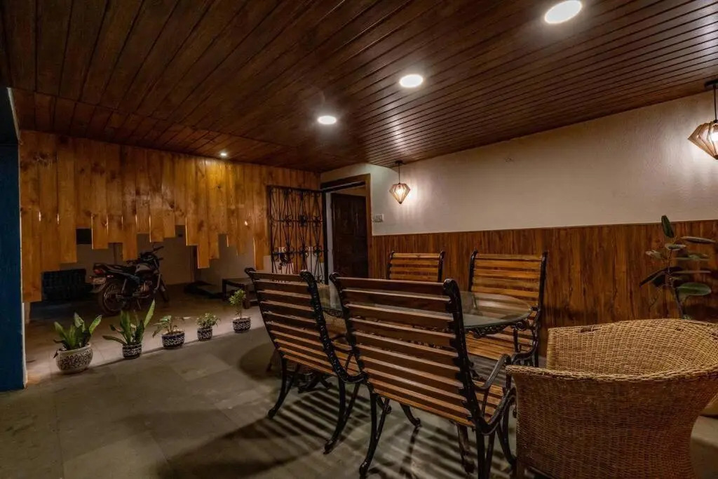 Leisurely Stays Blue chimes Pool 4BHK Lonavla