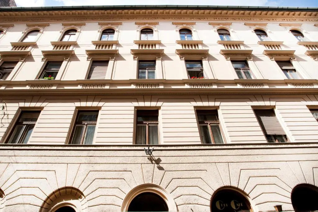 Liana-Luxury And Central Flat