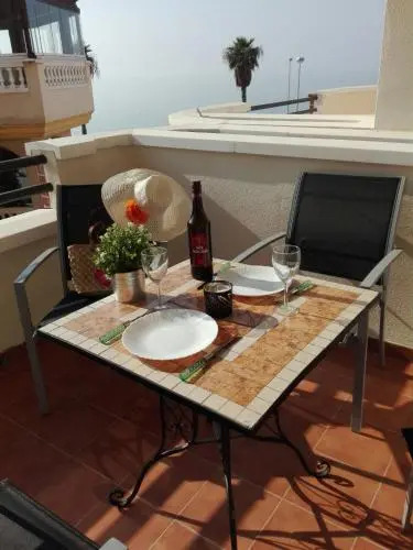 NEW! 1b apartment opposite Sunset Beach
