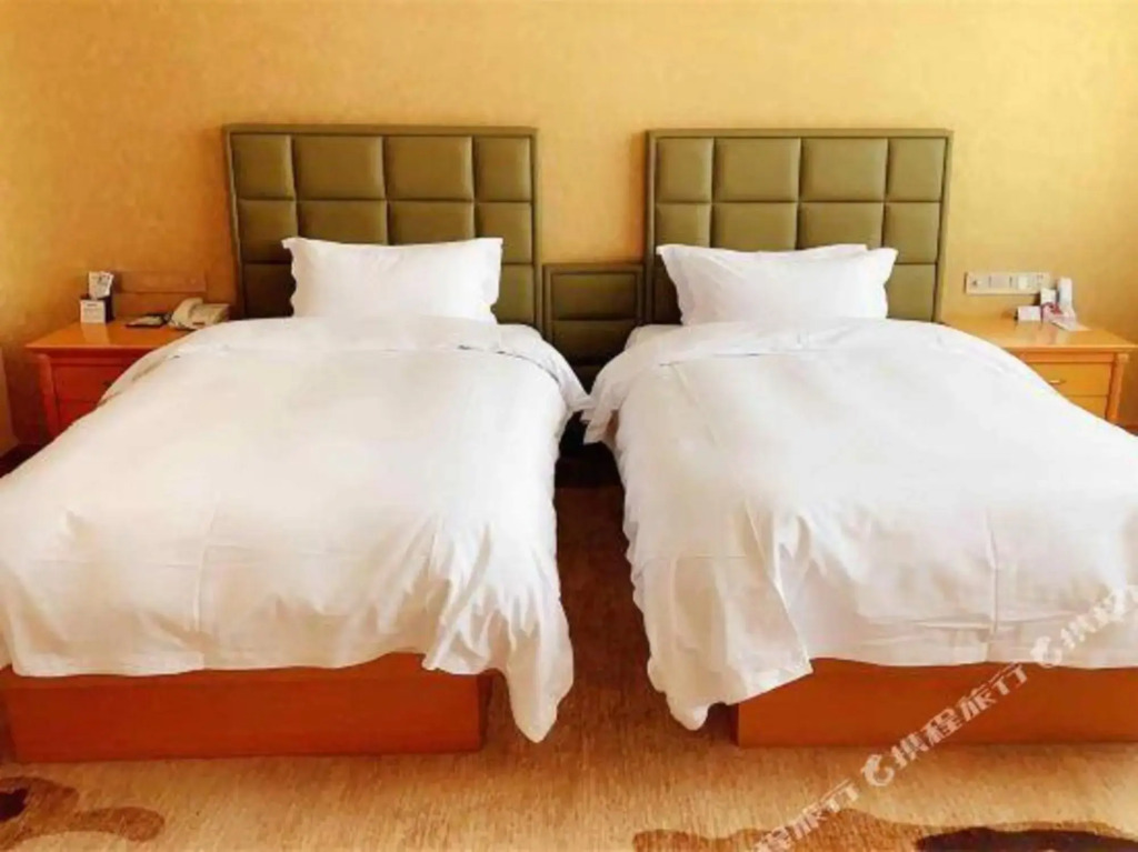 Oriental Hotel Quzhou West Area