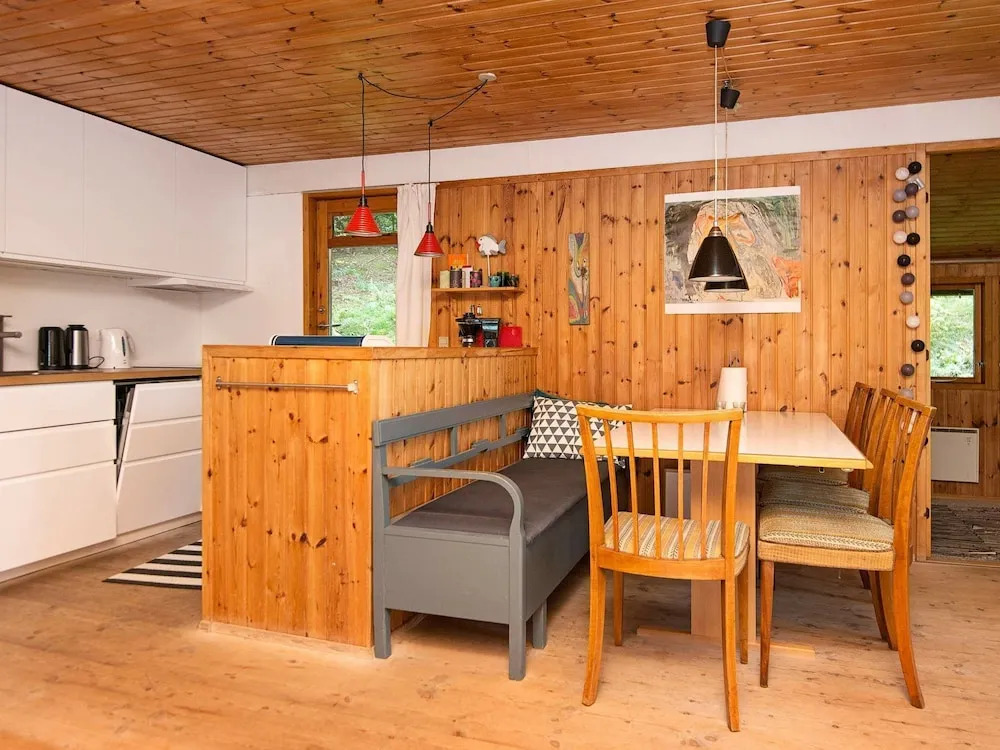 Gorgeous Holiday Home in Ry Right by the Lake