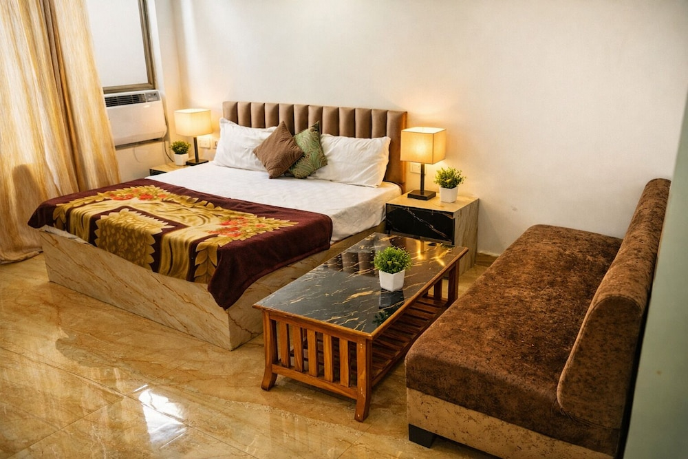 Satyam Guest House