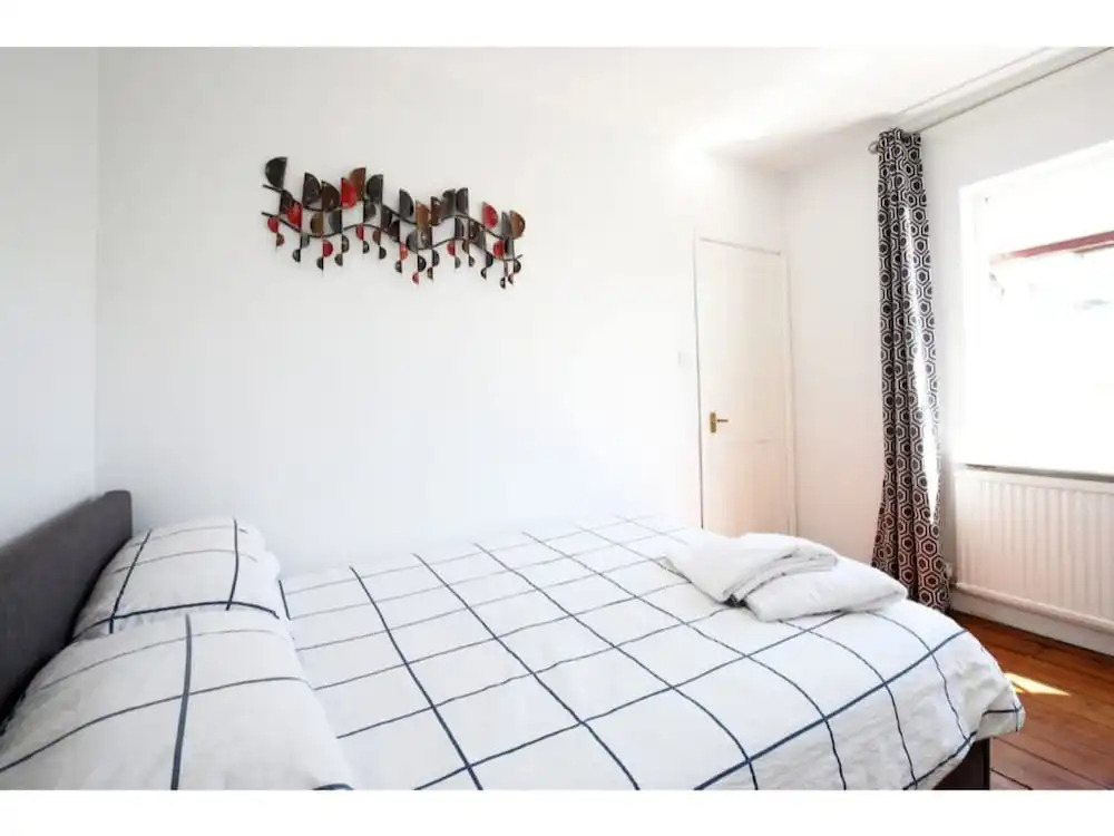 Modern, Chic 2BR Townhouse in Central Oxford