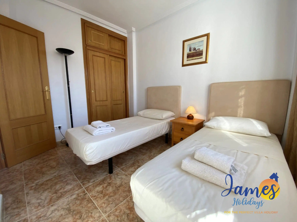 First Floor  La Cinuelica Apmt R3 Com  pool L334