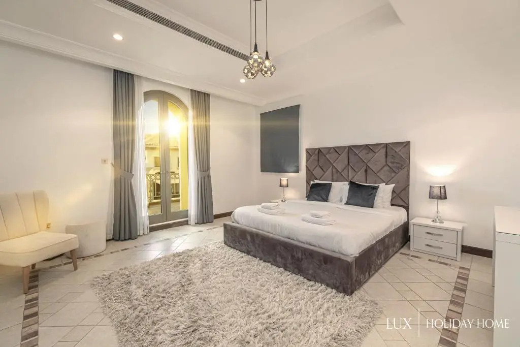 LUX - The Savoy Palm Villa