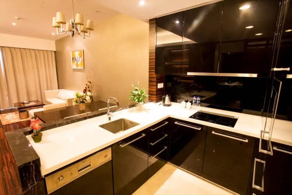 Wanlong Apartment Pazhou Branch