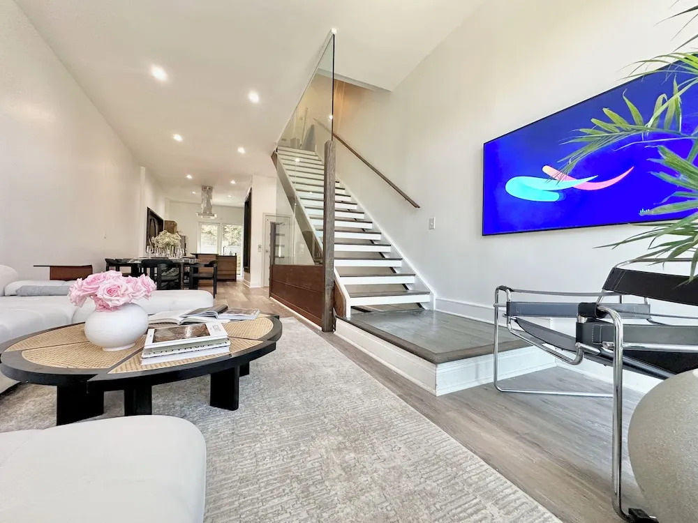 The Josephine Villa by Luxe PGH
