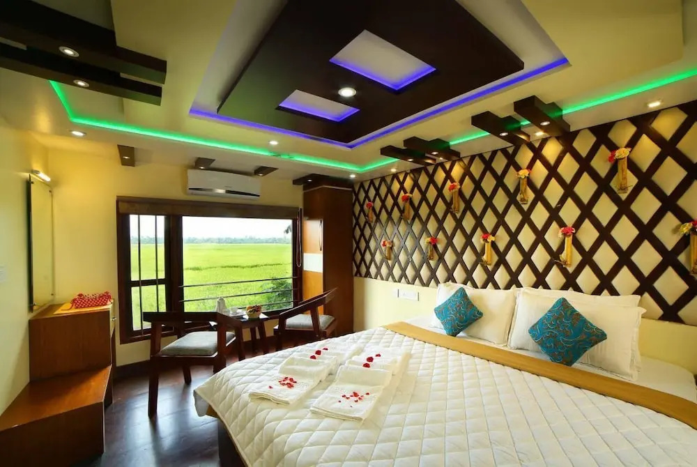 Double Decker Houseboat