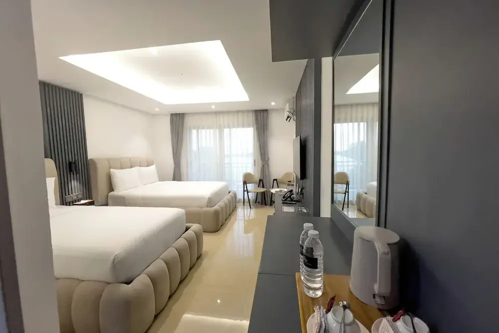 The Clover Hotel Angeles City Managed by Cocotel