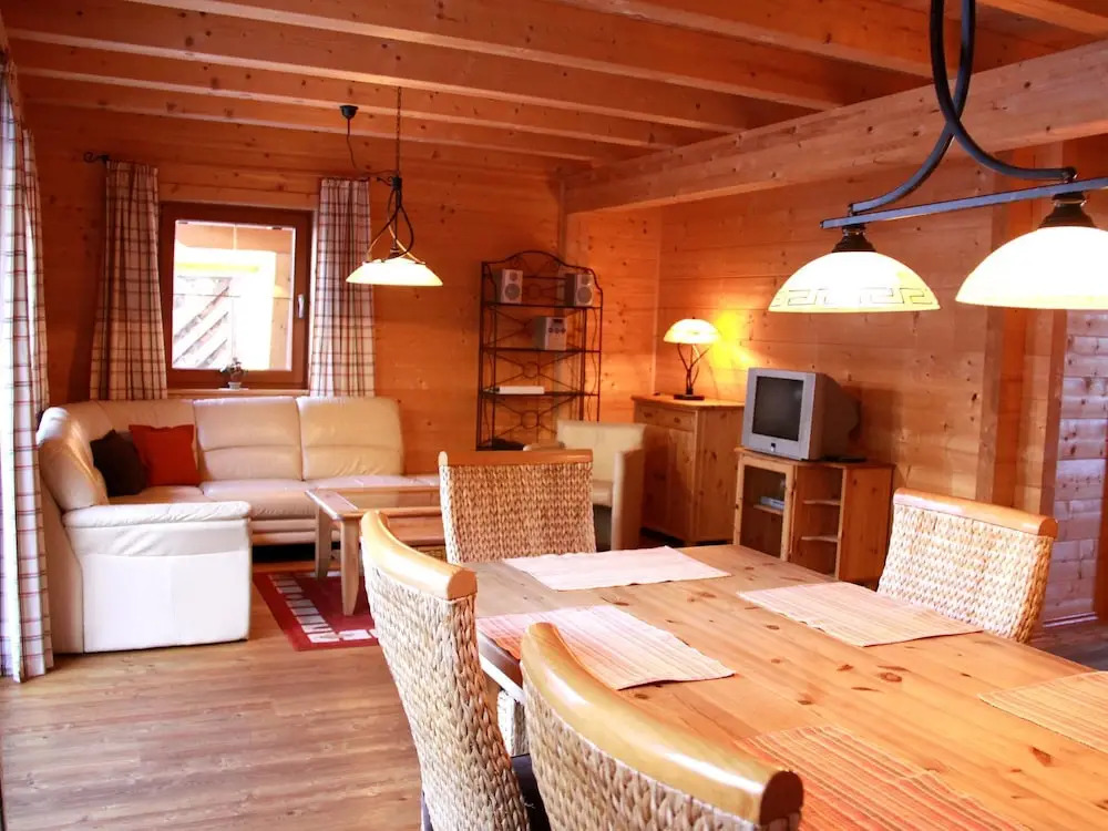 Spacious Chalet in Niederau