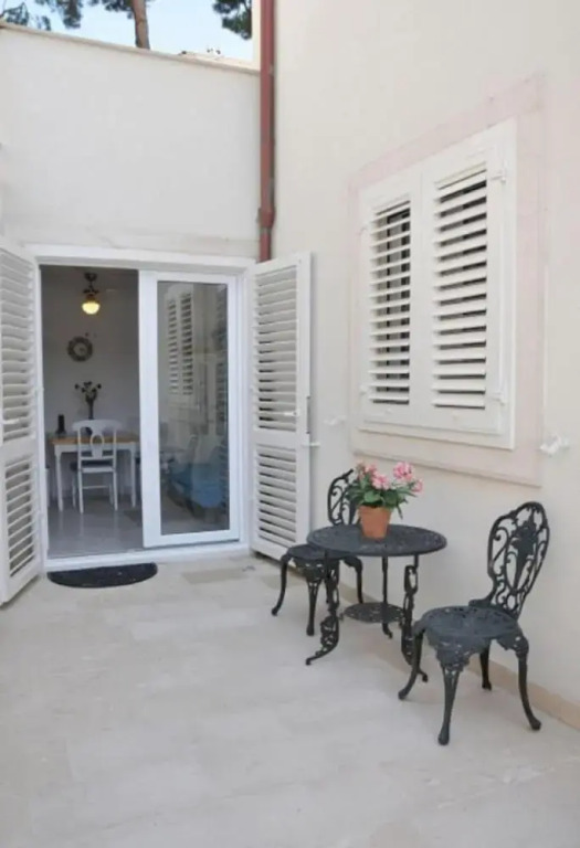 Sonja - 10m From Beach - A1-plavi