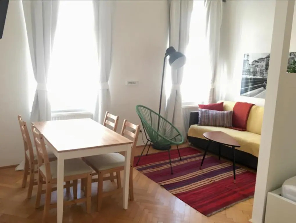 Lovely apartments in a quiet area close to the city center