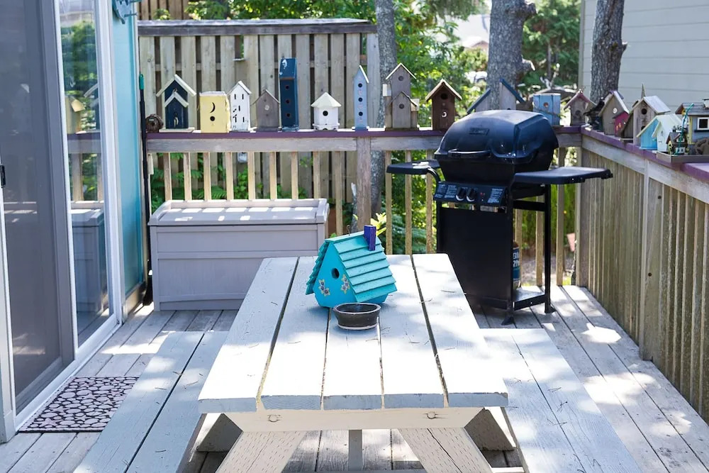 Sea Daze 1 Br cottage by RedAwning