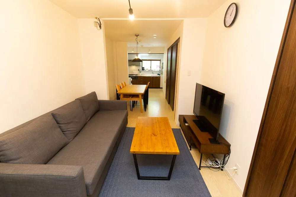 TY House Shin-Osaka