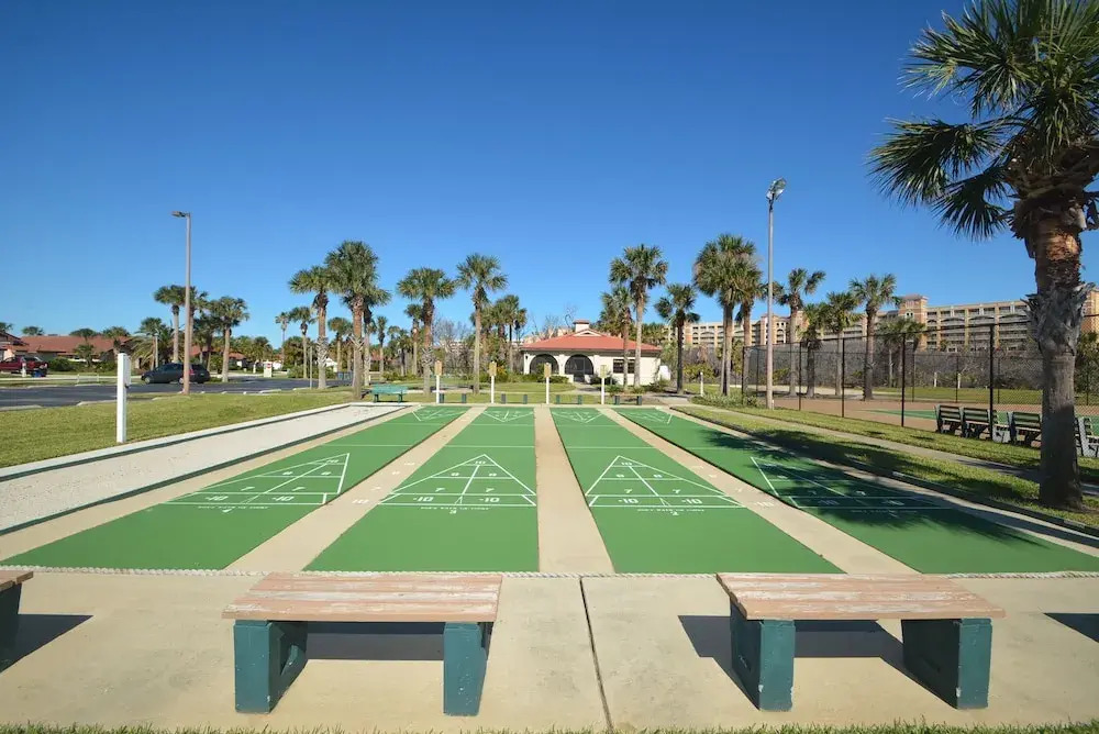 Surf Club I, 1405
