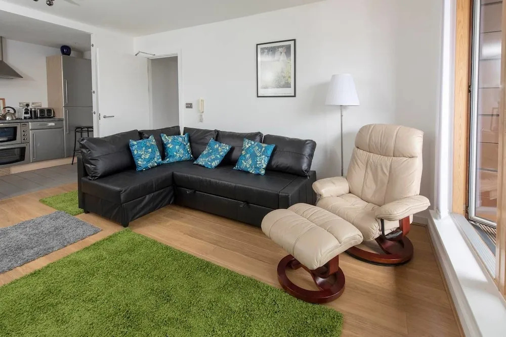 Top Floor Modern 2BD Flat in Northern Quarter