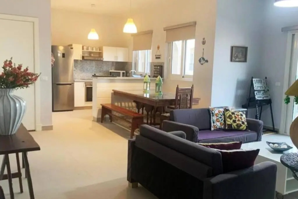 La Notina-3 BR Apt in Waterside, pool/lagoon view
