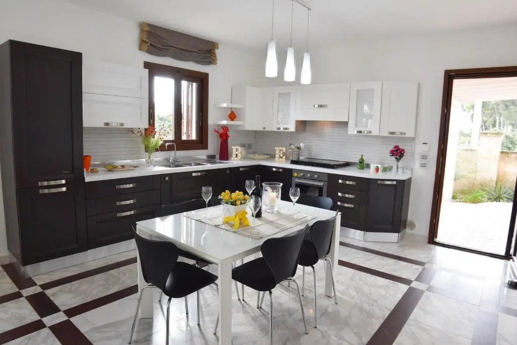 Toto Residence