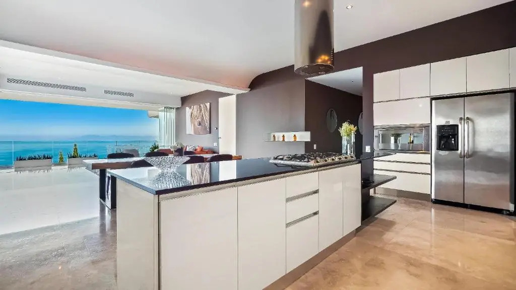 Avalon 401 Sunset Views 3BR NEW ROMANTIC ZONE!