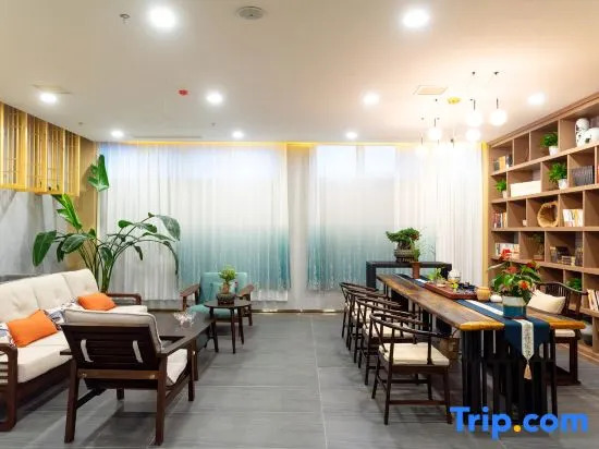 Moqiu Hotel
