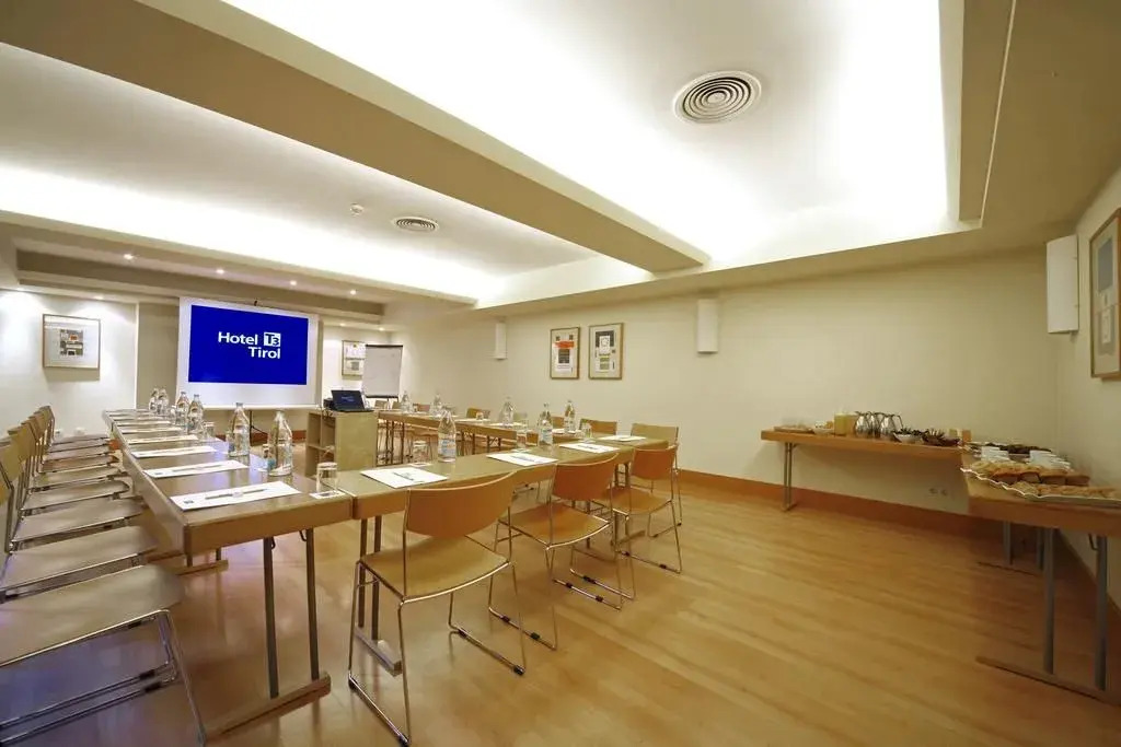 Hotel Indigo Madrid - Princesa by IHG