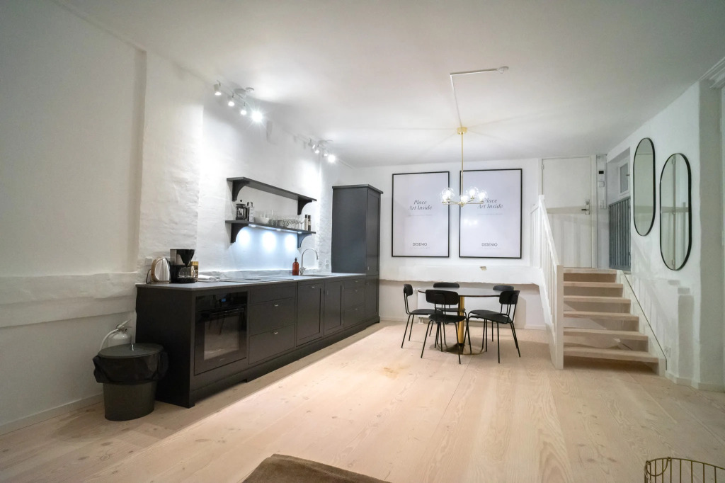 ★Beautiful Charismatic Apt. Heart of Copenhagen★