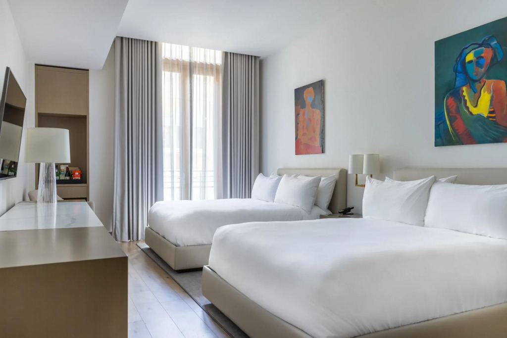 La Colombe dOr Hotel