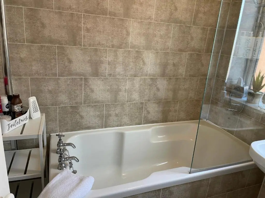 Spacious and stunning 4 bed house in Blackpool