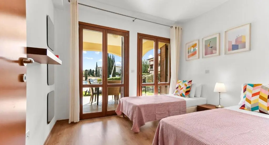 Pool side ground floor apartment BF02 - Theseus Village, Aphrodite Hills Resort