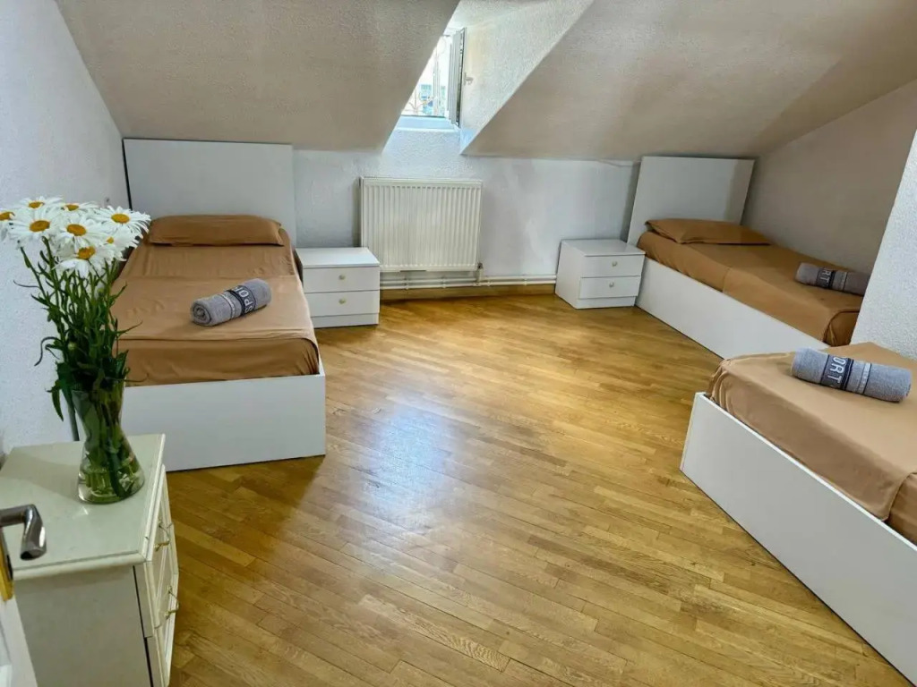 Emma Hostel
