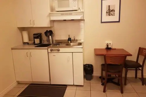 Cozy Little Studio by Amazing Property Rentals