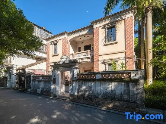 Shimo Youzou Riyue Yingyin Scenic Apartment (Gulangyu Sanqiutian Pier)