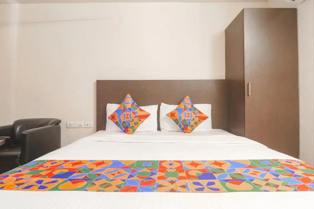 Fabhotel Akshara Innotel