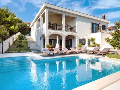 House Frasena Ammoudi