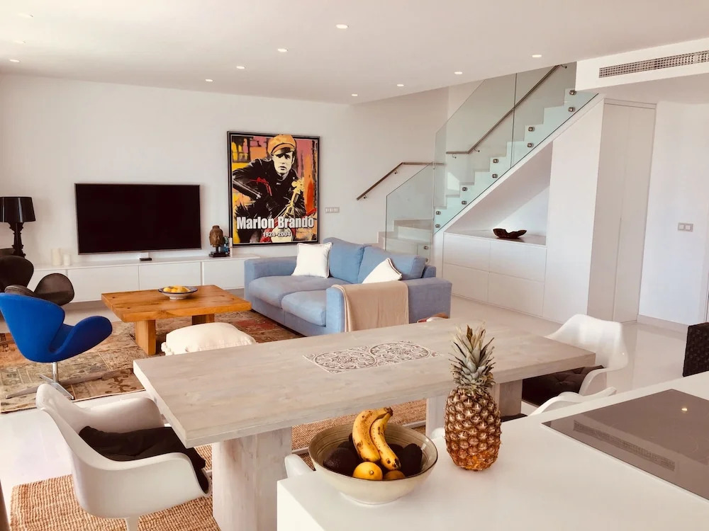 Exclusive Modern Duplex With Amazing Views Close Golf and Puerto Banus