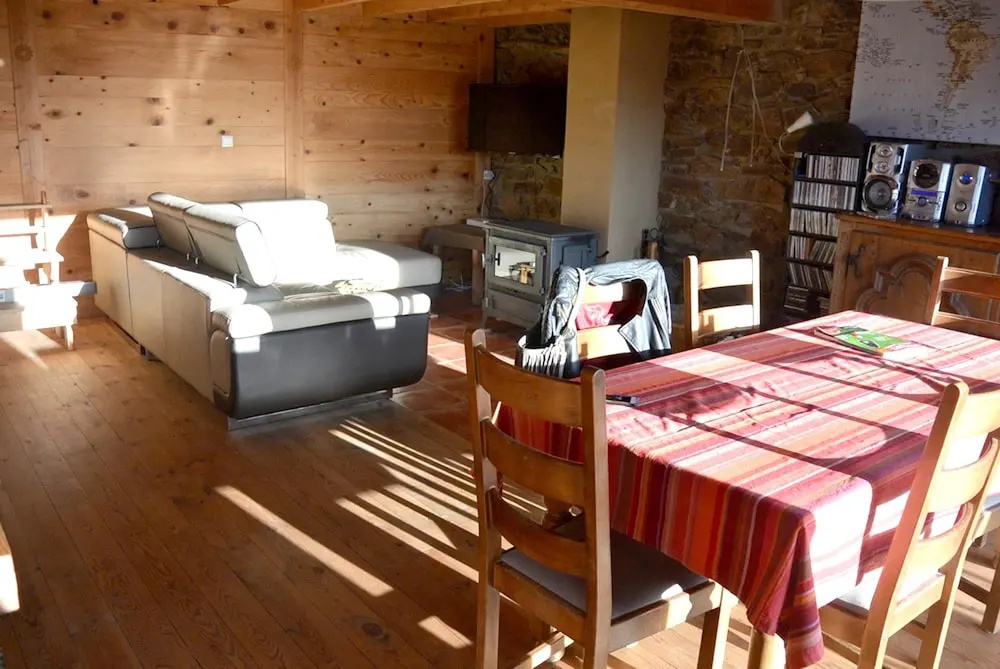 House With 3 Bedrooms in Ayguatebia Talau, With Wonderful Mountain Vie