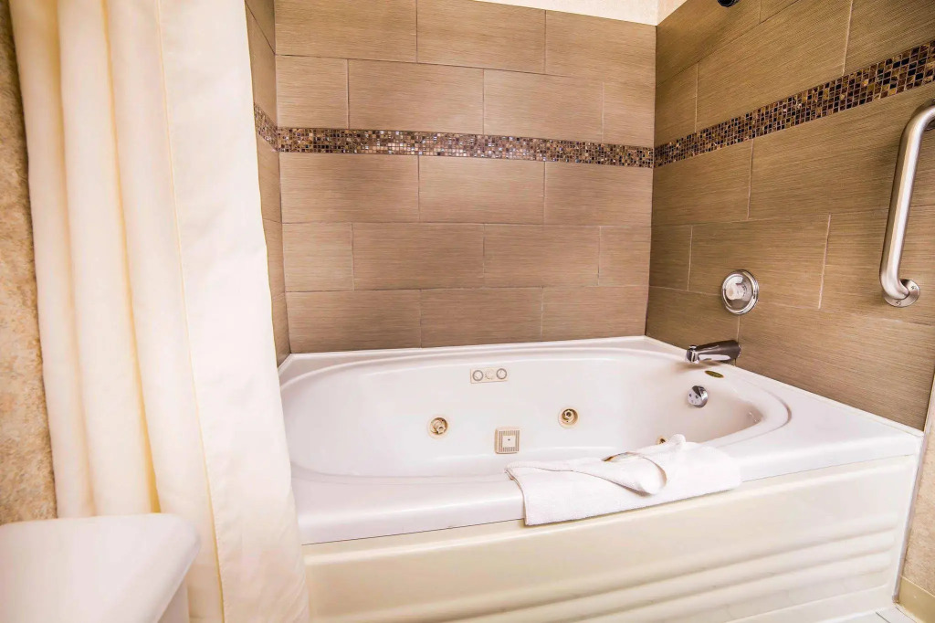 Quality Inn & Suites Missoula Westside
