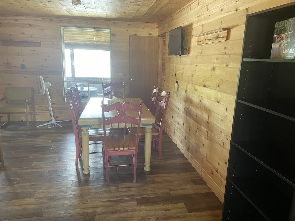 Air-Dale Lodge