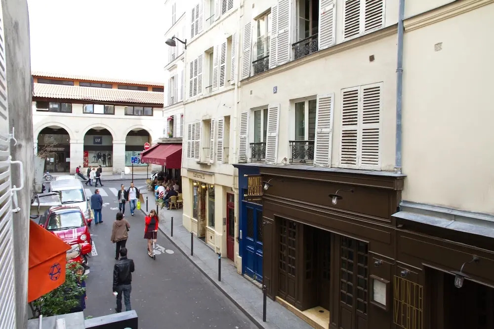 St. Germain des Pres Mabillon Apartment