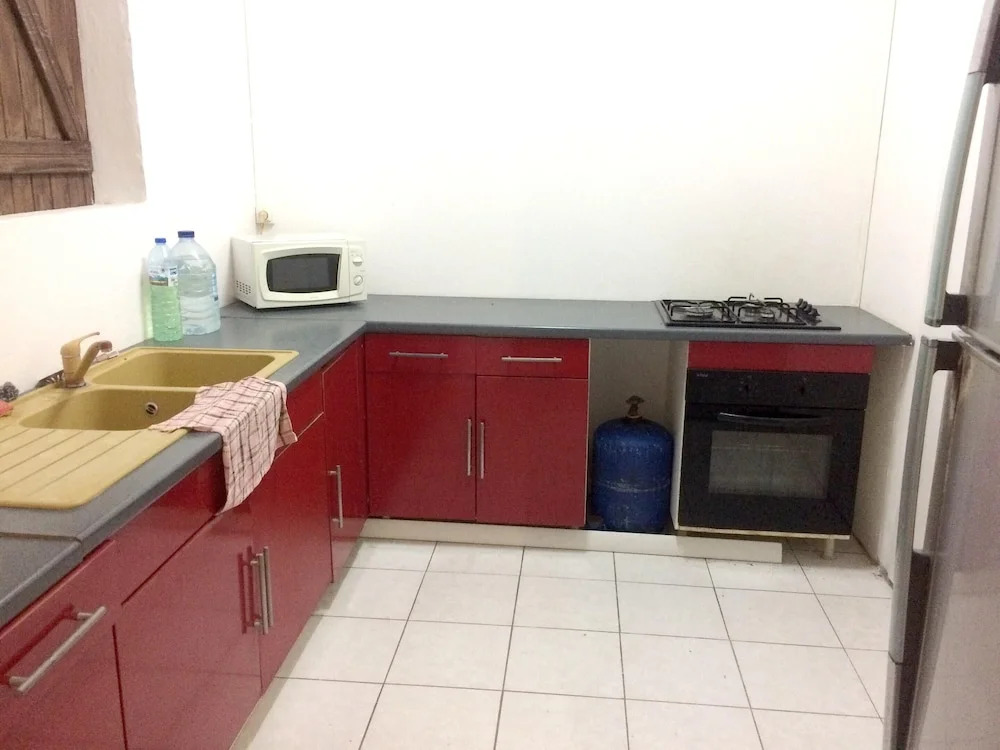 Apartment With one Bedroom in Le Gosier, With Enclosed Garden and Wifi