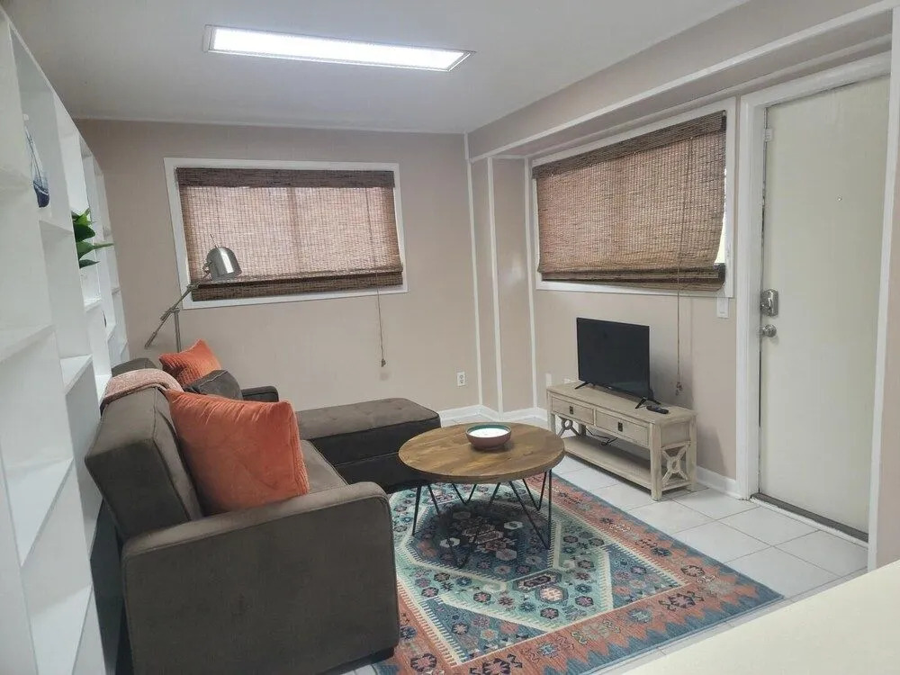 Madre Azul Bay House