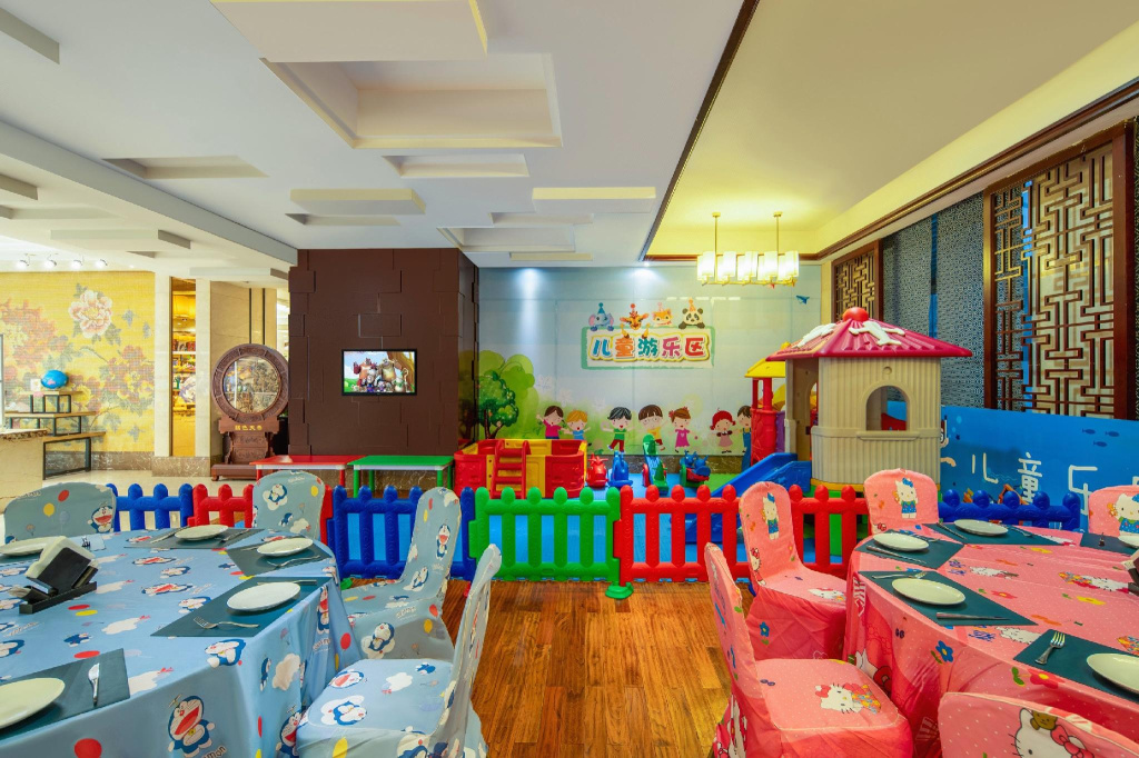 Taishun Xiangzhou New Century Hotel