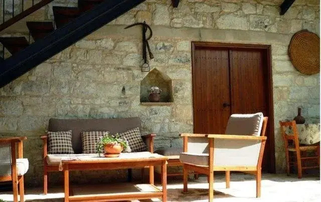 Narkissos Villa