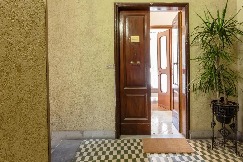 Redseven Rome Apartment