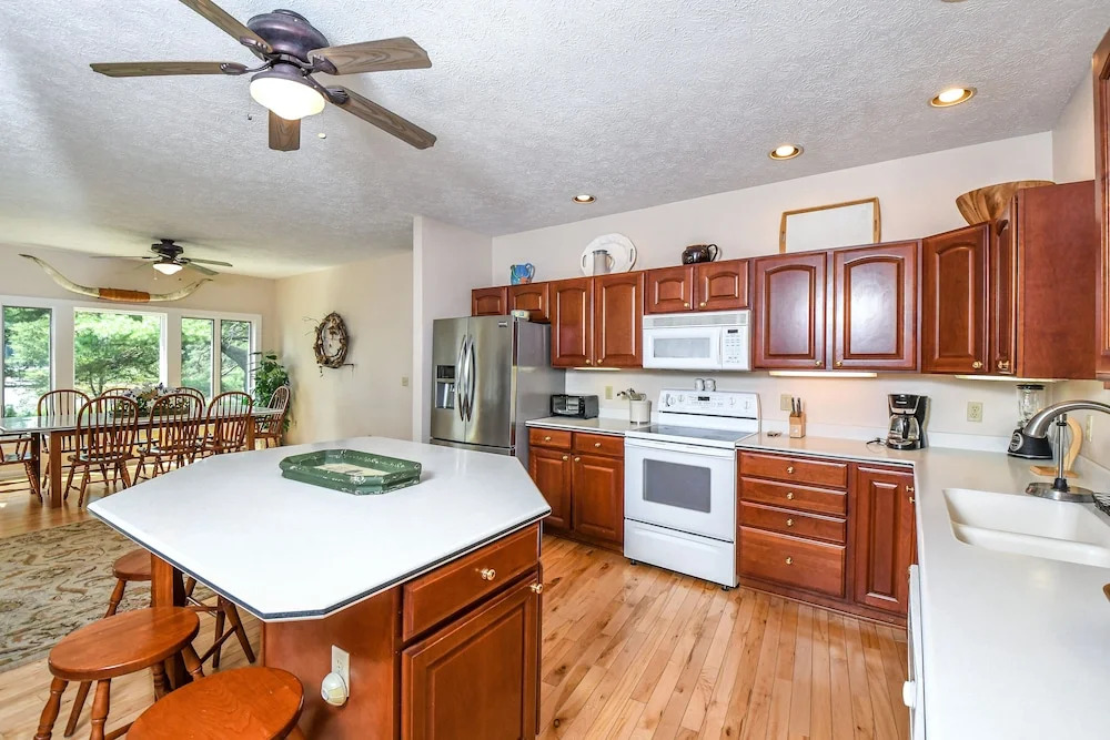 Clear View 4 Bedroom House