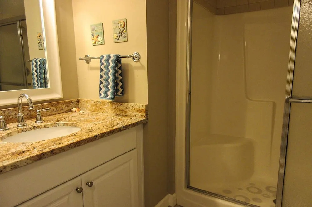 Eden House PH4 2 Bedrooms 2 Bathrooms Condo