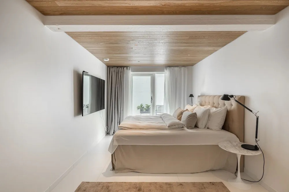 Scandinavian Townhouse with sauna